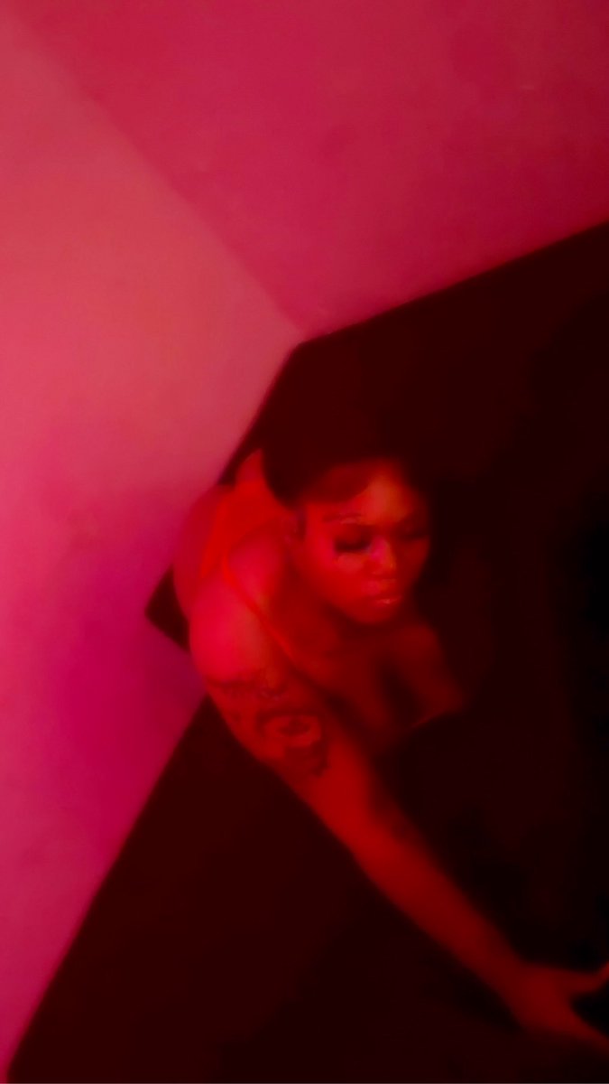 WannaPlayBabe01's tweet photo. Mother Desire 🖤
#BDSM
#FEMDOM
#PANEEXUAL
#Content https://t.co/wAPmPH8tdi