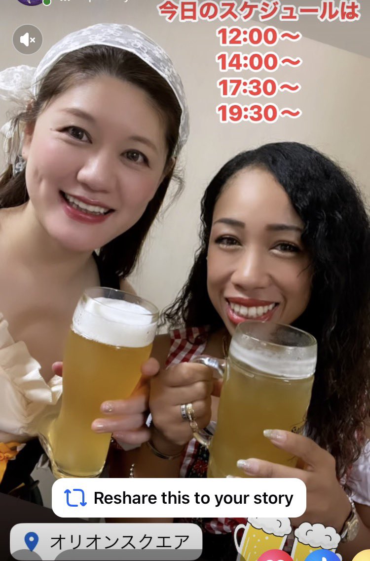 Angelinangerina's tweet photo. オクトーバーフェストin宇都宮ーー！！

11日まで出演しています！
楽しいよ🥰

写真はまきちゃんのストーリーズ？から拝借〜！！ https://t.co/ltuH8XEupe