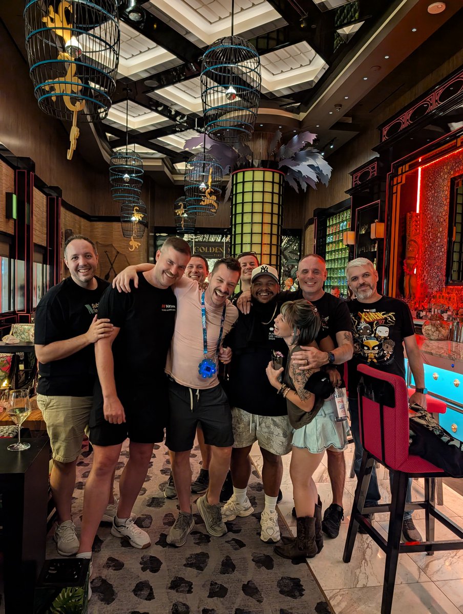 shortxstack's tweet photo. i am so proud of my friends. i love you all so much. 🫶🏼 https://t.co/wAuE8BdMF2