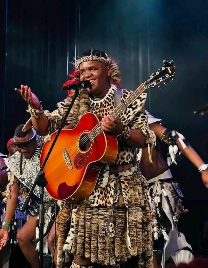 Lungelo69162005's tweet photo. Mdlalo wethu kade siwudlala kamnandi sesizowudlala nobani, Ulale kahle Mfoka Nyasa, Kulungile dokotela womgowo nelezingqwele liyopha ay sukaa GSG!!!💔🙏🏼🕊

Ubani osezosho kamnandi kanje "Ti amo Ti amo, Ti amo mi amor, Ngiyokuthanda njaaalo"🔥❤️🇿🇦 https://t.co/H1Q3nMqCD3