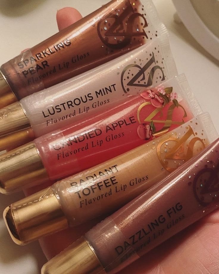 vsldoc's tweet photo. 2000s lip glosses >> https://t.co/Fu5Y0RLBV9