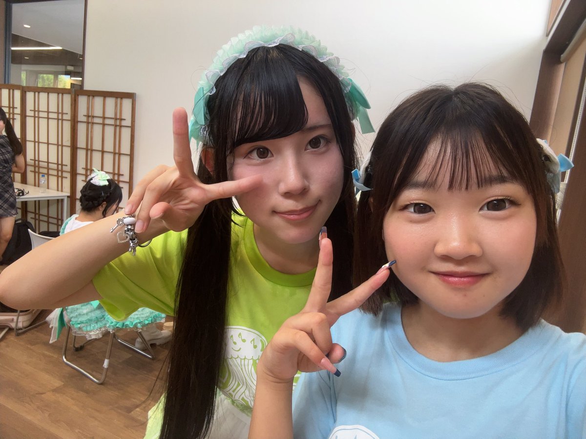 saku_amour_'s tweet photo. 末廣農場でのライブありがとうございました🐜🩵

新カバー曲どうだった？？？？

次は稲毛海岸です！！！！ https://t.co/yHMWUYdtnj