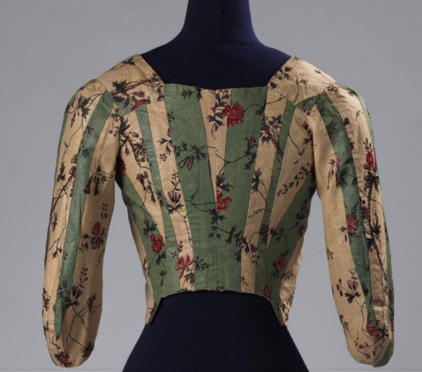 plummie9's tweet photo. Fabric- Coastal south-east India for the Western market

Bodice &amp; compère (stomacher), 1770-80

Chintz: cotton tabby, painted, mordant-dyed, resist-dyed, glazed.

@ROMtoronto 
#FashionHistory https://t.co/HJYWId23au