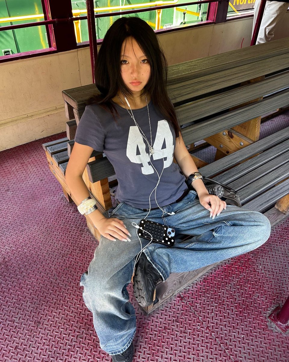 HarrietCro3d's tweet photo. 🌸 Tag the friend w | Heartfelt Writing Journey
137K views · 1.4K reactions | Leave a ☀️ if your best friend makes life feel brighter. Some friendships turn ordinary days into memories and make hard moments feel a little lighter. https://t.co/uFEkVk3fW2