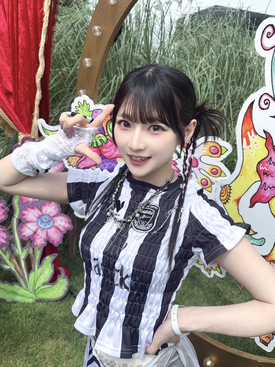 aoki__hina's tweet photo. 「LuckyFes’26」 
GARDEN STAGEありがとうございました🌼

初ラッキーフェス、超楽しかったです🐥🎶
見たいものが見れて満足です🙂‍↕️🙂‍↕️
夏フェスさいこーやね♪

次は14:05~ MyGO!!!!!でギター弾きます🎸
まだまだ楽しもうねー！！
#LuckyFes https://t.co/pZkciefGbS