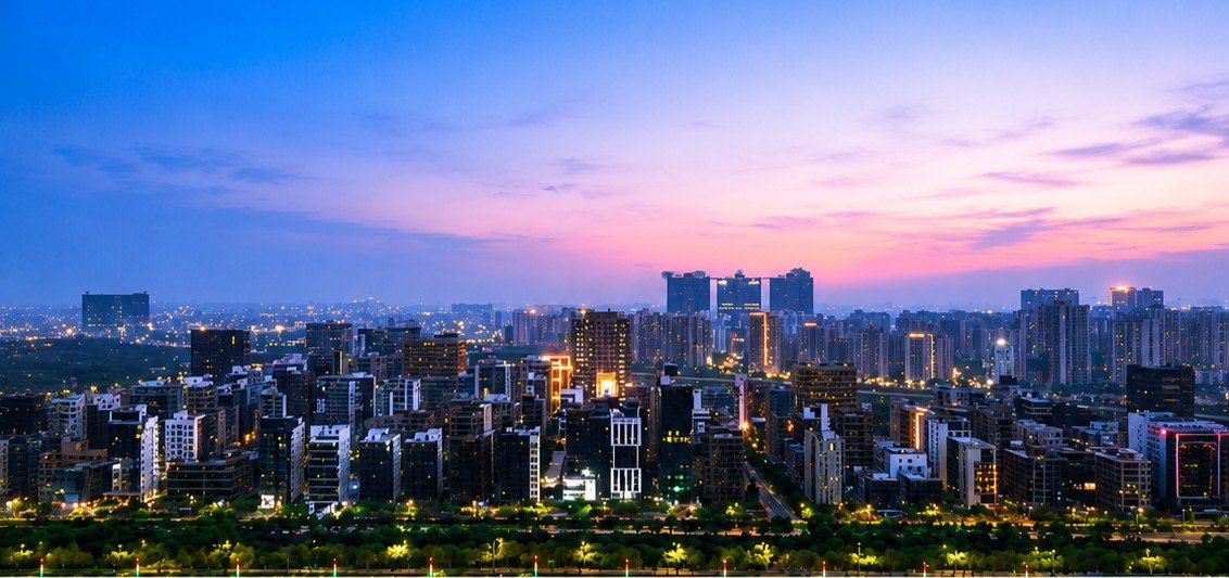 InfraholicR's tweet photo. Noida skyline in dusky evening view looks absolutely beautiful https://t.co/XzLR1kpAbU