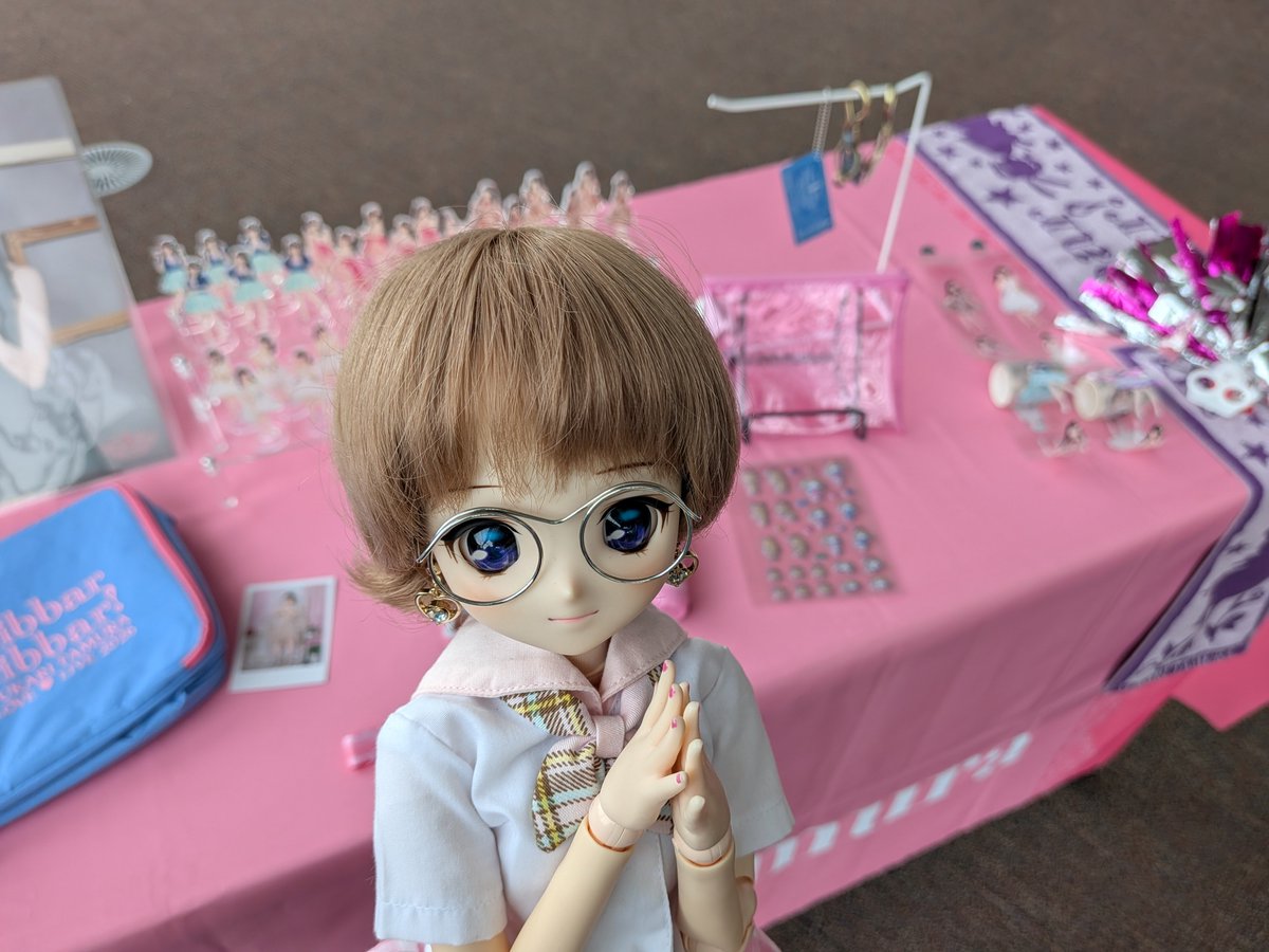 pretty_curedoll's tweet photo. 物販終わってお昼ご飯ˡᵘⁿᶜʰ𓌉◯𓇋
ここで16時まで時間潰す( 'ᵕ' ; )
#うちのこかわいい
#DOLLCE
#ドールオーナーさんと繋がりたい https://t.co/323pedXQZb