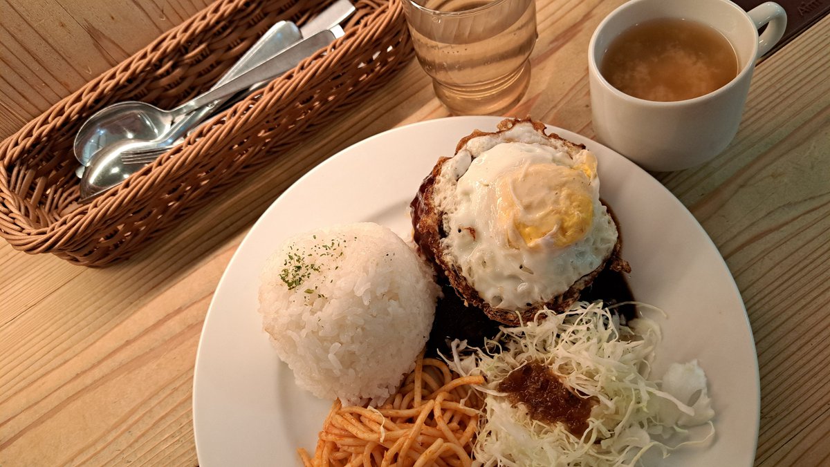 Ycandy220's tweet photo. ピノキオの日替わりランチ🍴
お味噌汁付きでボリュームあってコスパ良き‼️ https://t.co/ZI8ZIb1Pak
