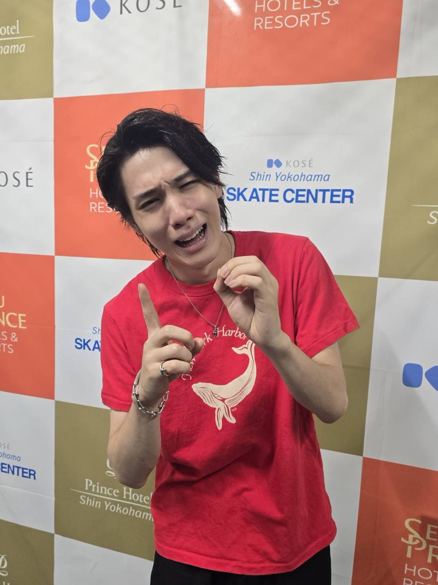 online_on_ice's tweet photo. ⛴️関東サマートロフィー2026🍨
シニア男子SP

1位 #大島光翔 選手

🗣️『お客さんの声援がスゴくて良いところを見せたくなった』と予定していなかった4Tに挑戦💪

新プロ🎶Leave a Light Onは村元哉中先生とタッグを組んだ"失恋"がテーマの大人な魅力❤️‍🔥

明日のFSに向けては
🗣️MICHAEL JACKSON Medleyは色々なパートがあるのでぜひ皆さまにお気に入りポイントを見つけてほしい🕺✨

#KoshoOSHIMA #FOD #関東サマートロフィー #関東サマー #フジスケ #figureskating
📸70点まであと0.01😭