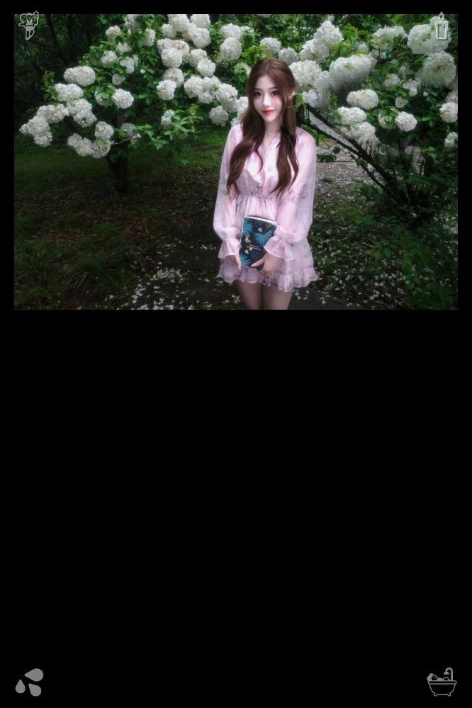 VfvsV's tweet photo. Under the boundless blue sky, an immense expanse of blossoms unfurls into a breathtaking scene where heaven and petals merge as one. A delicate, honeyed fragrance drifts through the breeze, easing weary minds and softening restless spirits. A gentle purr vibrates against my palm https://t.co/FlQtXiJrYh