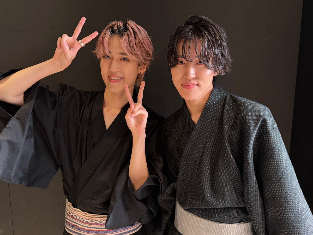 LokuRok's tweet photo. 昨日は『6+1 vol.11 & Route 66』にお越しくださり、ありがとうございました！

毎年恒例の浴衣でのライブに加え、アコースティックライブでは夏らしい楽曲や「世界へ愛を叫べ」のアコースティックVer.をお届けしました！

いつもとは少し違った特別なライブでしたが、皆さん楽しんでいただけましたでしょうか？

改めてサポートしてくださったsoyaそしてYuki Asahiさんありがとうございました！

本日は東京ドイツ村でのライブ！
お待ちしております！