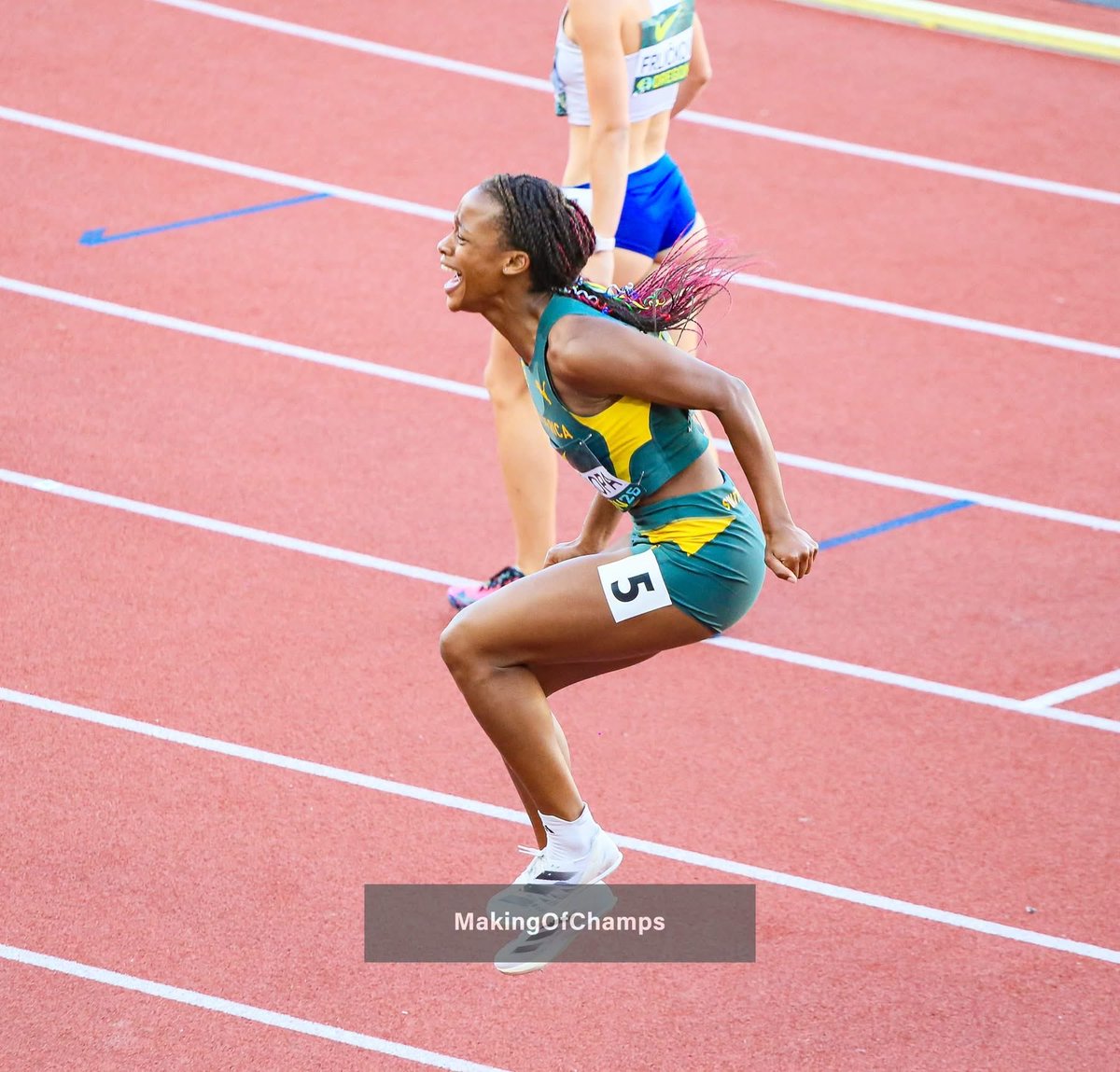 MakingOfChamps's tweet photo. 30 YEARS IN THE MAKING. 🇿🇦

Tumi Ramokgopa has just written herself into African athletics history, becoming the first African woman since Nigeria’s Glory Alozie in 1996 to win a World U20 medal in the 100m hurdles.

Ramokgopa clocked a brilliant 12.96s in Eugene to take silver, three decades after Alozie also finished second at the World Junior Championships. 

#WorldAthleticsU20
