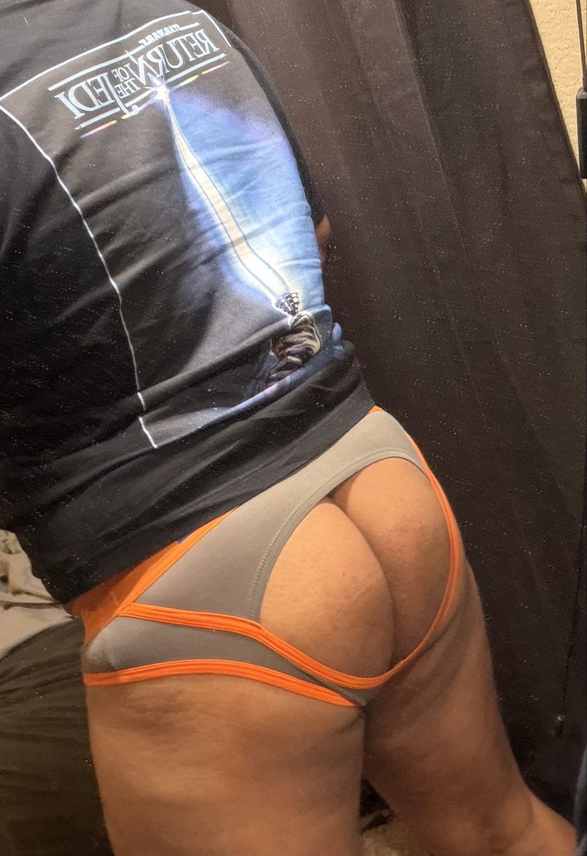 AATX03's tweet photo. Anyone a Star Wars fan? #jockstrap #starwars #jockmail https://t.co/eYLUrYLJgn
