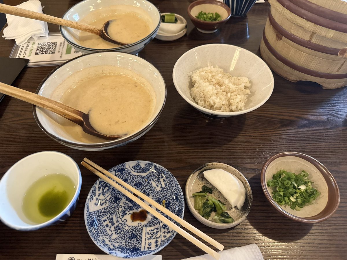 _miyachik's tweet photo. 全く映えない料理 https://t.co/VFj4W54zBg