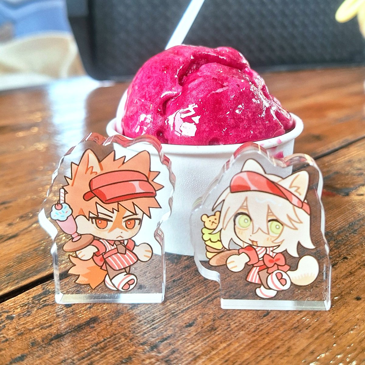 hsiang_352's tweet photo. 🍧🍔 https://t.co/ccIhtkRlY2
