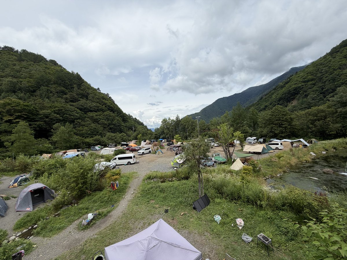 kisoyamabito's tweet photo. YouTubeには夢があります
廃墟のようになっていたスキー場の跡地が人で溢れる公園に。
これもYouTubeに思い切って出たおかげです。 https://t.co/LNZnd7N8d9