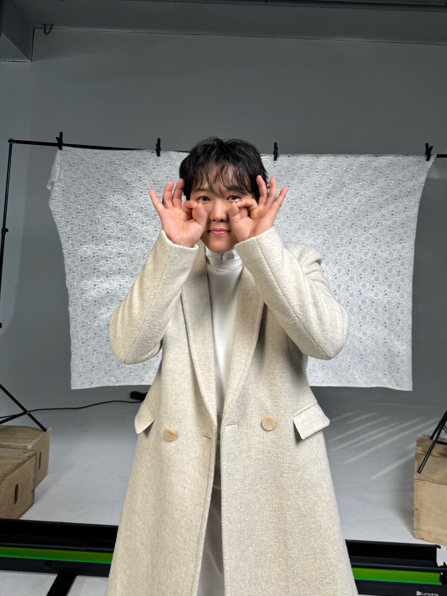 PALMTREE_IS's tweet photo. 오늘 오후 7시 🕖

#정원영 의 뮤지컬 #겨울왕국 
프리뷰 첫 공연이 시작됩니다!

난 뜨거운 여름이 좋다네 ☀️😎
나는야 행복한 눈사람 #햇라프 ☃️

올라프 役 ㅣ 정원영

뮤지컬 <겨울왕국> 한국 초연 
2026.08.13-2027.03.01
@ 샤롯데씨어터

#JUNGWONYOUNG #뮤지컬배우
#PALMTREEISLAND https://t.co/PGVxlBIQWf