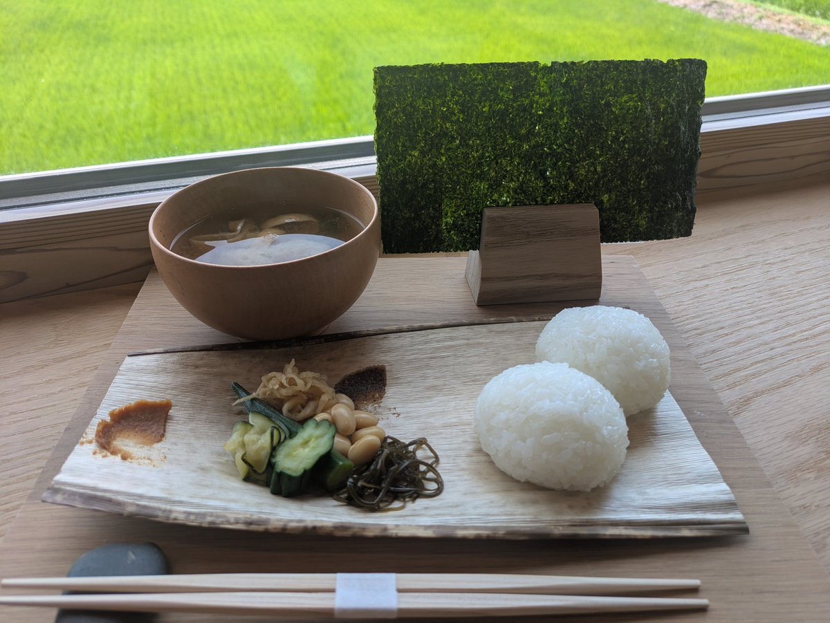 fico_spulse's tweet photo. 夏休み〜!
静岡市を3時に出ましたが、おにぎりでごはん3杯いける幸せな朝ごはん食べて、完全復活🔥
たーんと遊びます😊 https://t.co/F1ybCqRETw