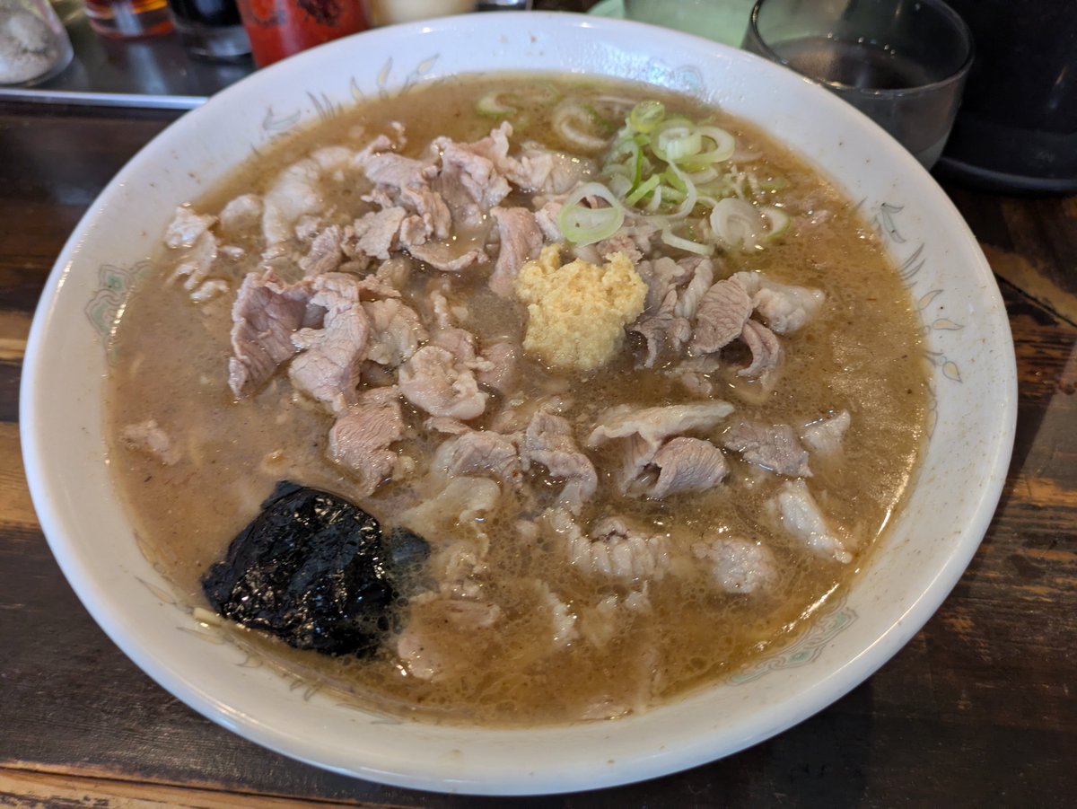 k_nocturne's tweet photo. 長崎であえてちゃんぽん食べずぶたラーメン食する https://t.co/OQdngYsGuJ