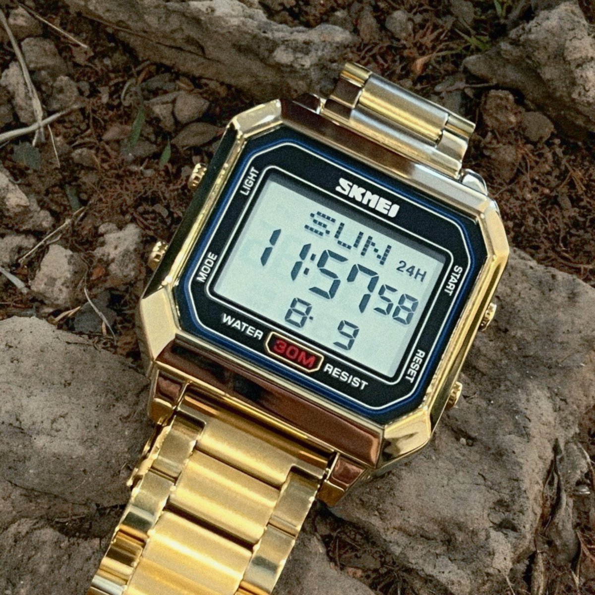 fukupee's tweet photo. 金色増殖中⌚️✨
#skmeiwatch 
#skmei2149 
#timeisgold https://t.co/Vr7rBvbhhQ