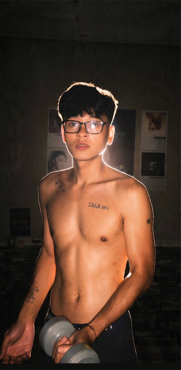 yourmassim's tweet photo. breakfast 🤓
come a little closaaah….🤪
#gayjakartaselatan #mlm https://t.co/u4xeX8byb7