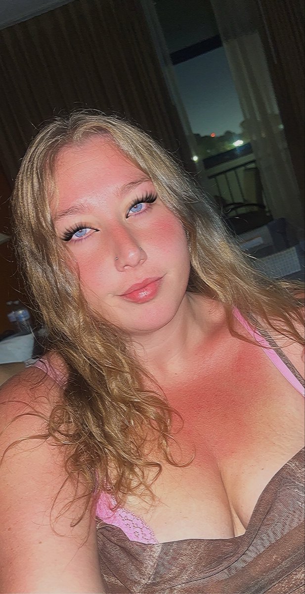 honeyymya's tweet photo. Let’s have some fun tonight 👀😍
🔗 in bio ✨
Snapchat : Honeyspremium 
#buyingcontent #bbc #bbw #phat #pawg #paypig #snowbunny #milf #mommy #cuck #dickrate #sph #nsfwtwt #spe https://t.co/i0NSNBcDI8