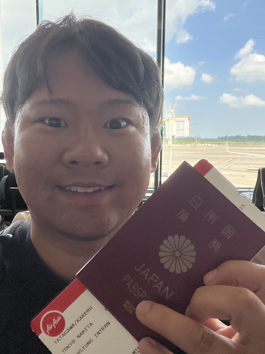 kakeru_fuma's tweet photo. 台湾までぶっ飛んでくる🇹🇼✈️
さすがに軽装過ぎたかもしれない。 https://t.co/RyXKRX7hrQ