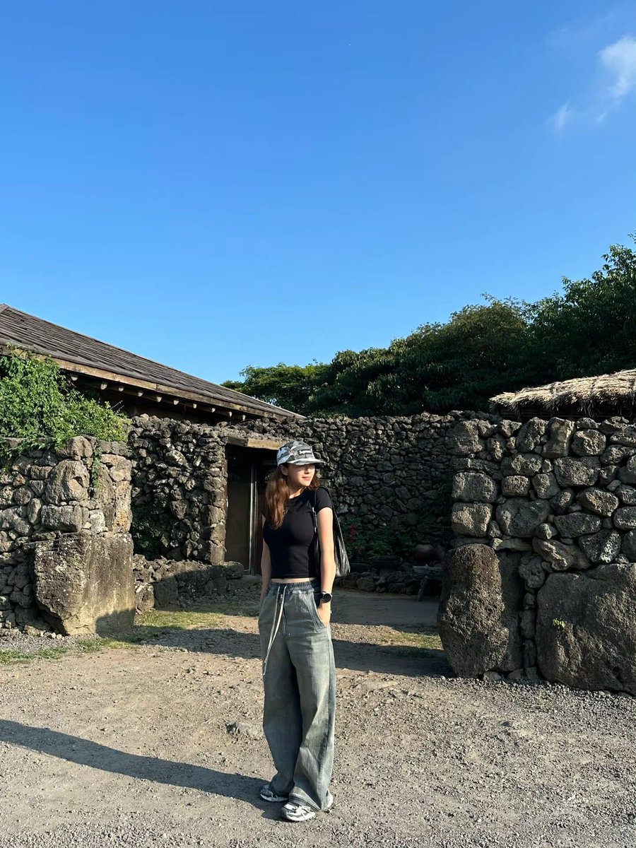 2015_1020_'s tweet photo. 260809 인스타
내 강아띠 또 왔어🥹🥹🥹 https://t.co/ayeV3ty4pq