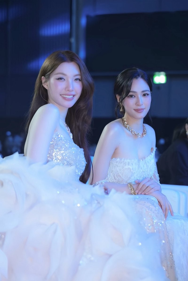 Annbewer's tweet photo. ชอบรูปนี้อะ ฮืออออ สวยมาก😭😭😭 https://t.co/G3rzfRW2Dr