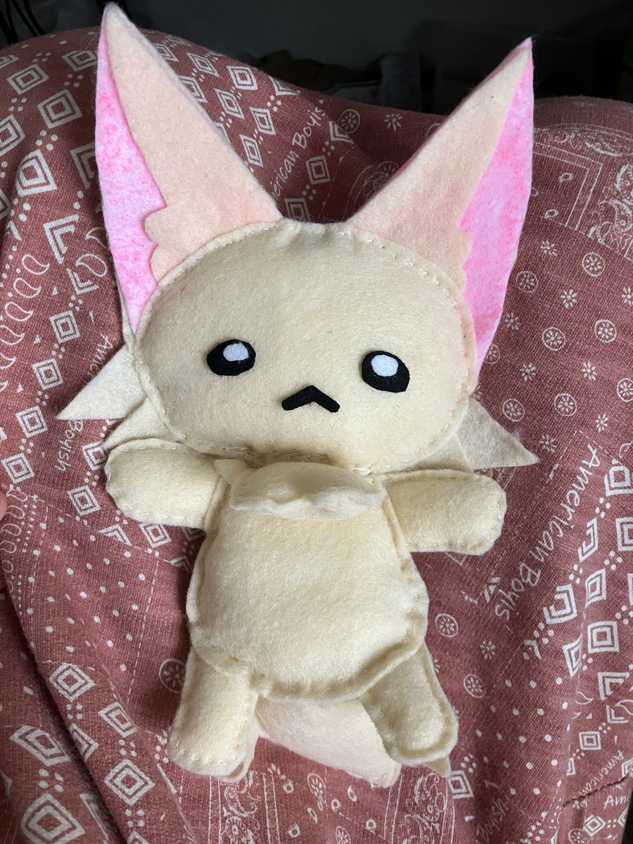moti2627's tweet photo. 練習用ぬい！！！！！初めてにしてはとっても可愛くできたぜ！！！！！！！ https://t.co/BVl4B4eNSj