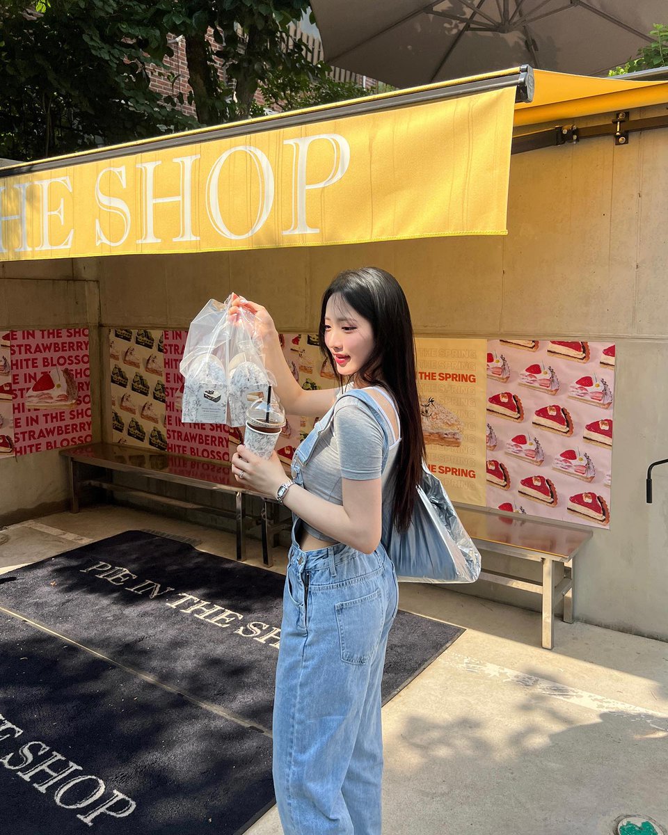 jmin_27's tweet photo. 맛있어
#맘눌뎀 #섹트 #데이트 #능욕 #일탈 #트친소_𝕏친소 https://t.co/8yiF1T0Tjv