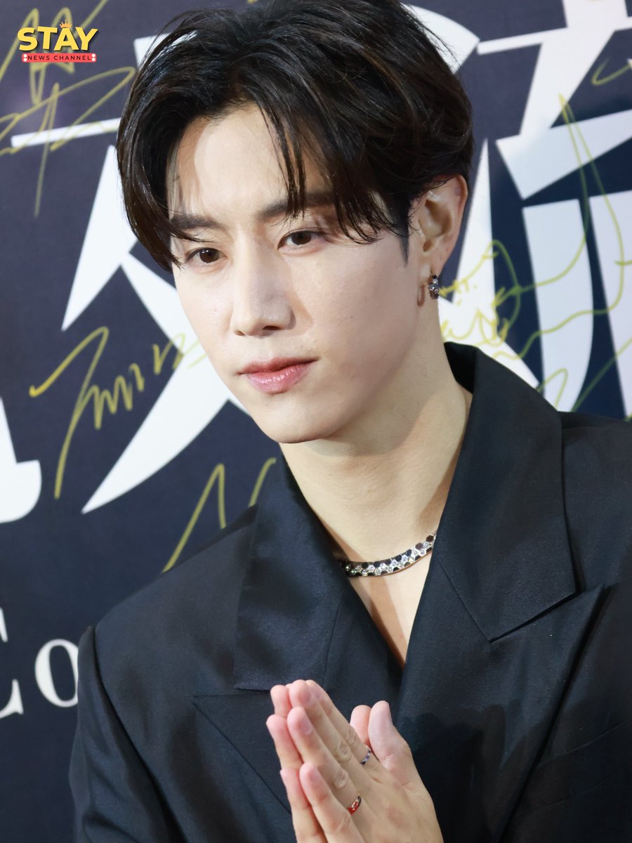 staynewsth's tweet photo. ออลแบล็คที่ดีย์ เห็นแล้วใจละลาย
Mark Tuan ศิลปินหนุ่มสุดฮอต
ในงานประกาศรางวัล WEIBO GALA 2026 

#마크 #段宜恩 #MarkTuan
#MarkTuanXWeiboGala2026
#WeiboCulturalCommunicationNight #WeiboGala2026 https://t.co/SKErvTHrRm