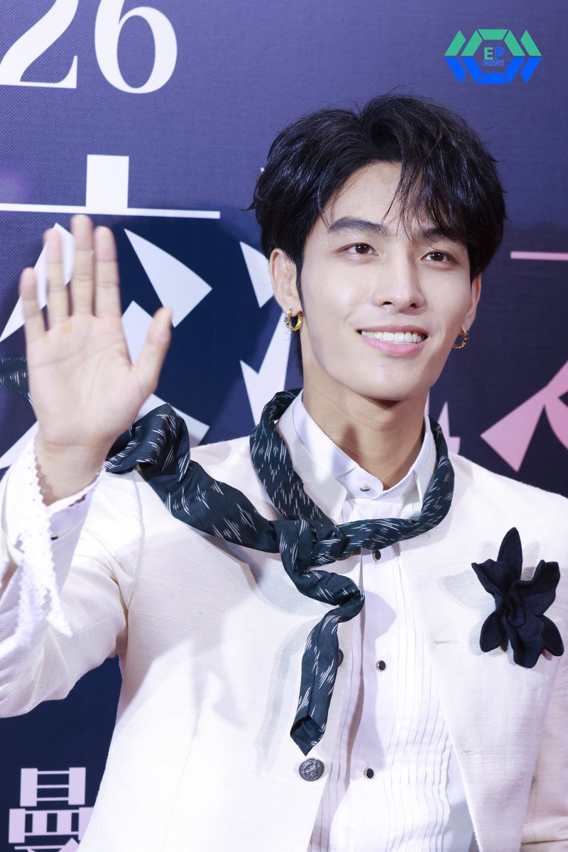epnewsonline's tweet photo. "He Yanzhao"  ในงาน "Weibo GALA 2026 : Weibo Cultural Communication Night (Thailand)"

#HeYanZhao #何衍朝
#XiZhaoAtWeiboGal
#WeiboGala2026 
#WeiboCulturalCommunicationNight https://t.co/K0qsrcT0Vx