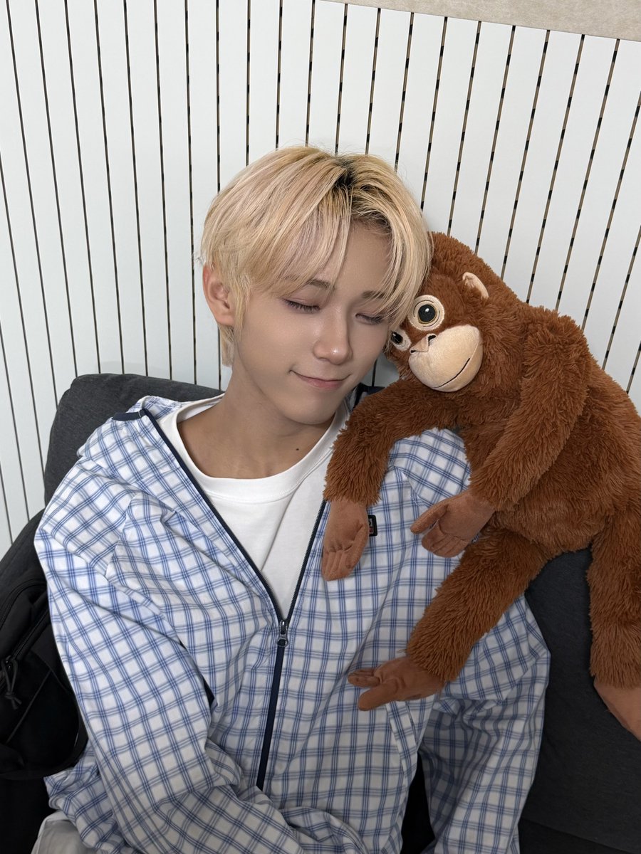 DaisukeversePH's tweet photo. [WEVERSE UPDATE]
—08092026

🐻: 우끼끼...(´・ω・｀)🐵

🖇️: https://t.co/Bgc1W20q6F

#DAISUKE #다이스케 
#아홉 #AHOF https://t.co/D8Nctoj68x