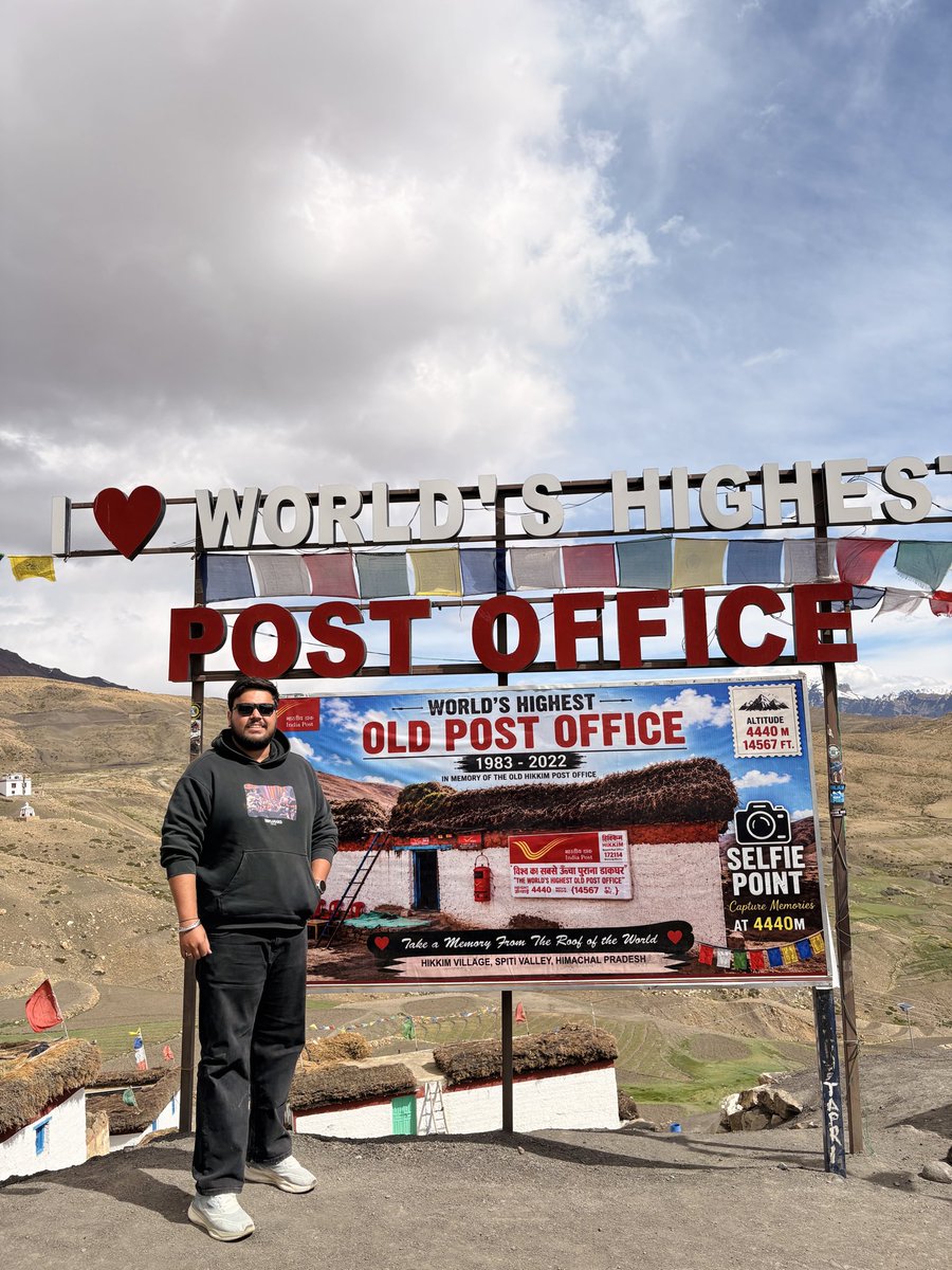 thisisnikhils's tweet photo. 📮 Mailing memories from the world’s highest post office! 🏔️✨
Hikkim, Spiti Valley — where every postcard carries a piece of the mountains. ❤️

#Hikkim #WorldsHighestPostOffice https://t.co/Bf2eL5s0tJ
