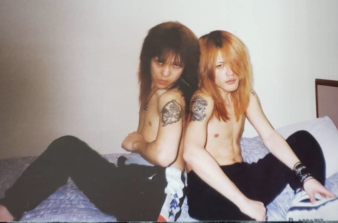 69_shino_69's tweet photo. 「THE DEAD P☆P STARS」初代ギタリスト・HIROMIの生誕祭ライブ開催(東スポWEB)
#Yahooニュース
https://t.co/dD9iFwmHhf
#THEDEADPOPSTARS #死んだパンダ噛んだズ #DETHLABEAUDEMODE https://t.co/xp2oXBu7Ne