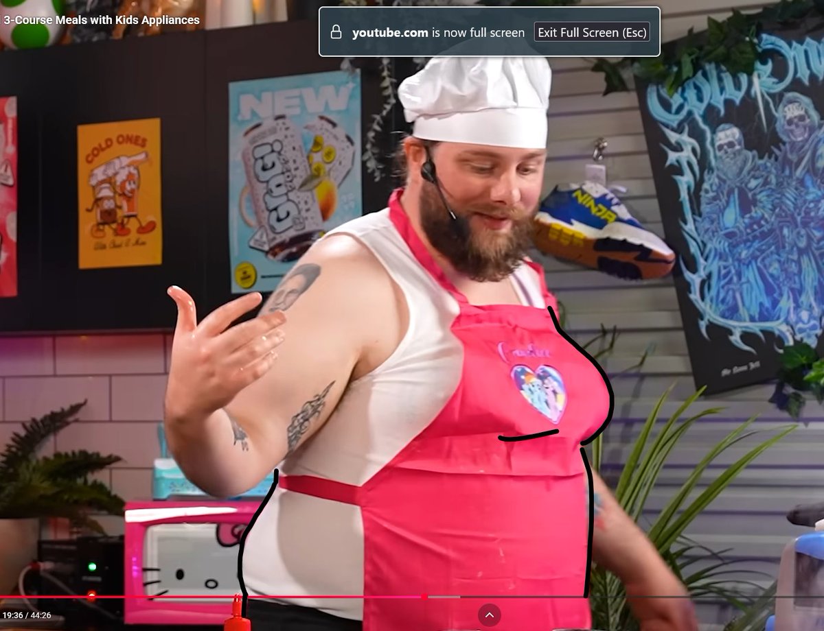 Fleabagwashere's tweet photo. daaamn chad 👀👀👀 https://t.co/kU4CIrvlYR