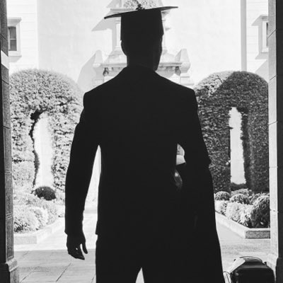 cslm_17's tweet photo. Ah si, me gradué 🙂‍↕️

#NuevaFotoDePerfil https://t.co/2EK77si3uw