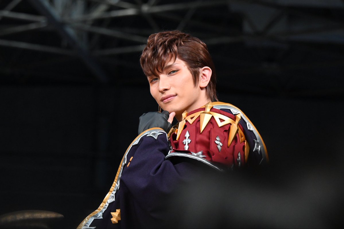 karunnni's tweet photo. ロベリア
にこにこしてるけどふとした一瞬に真顔になるとこ心臓がヒュッってなる(((そこが良い))) https://t.co/4PFcWuvWGo