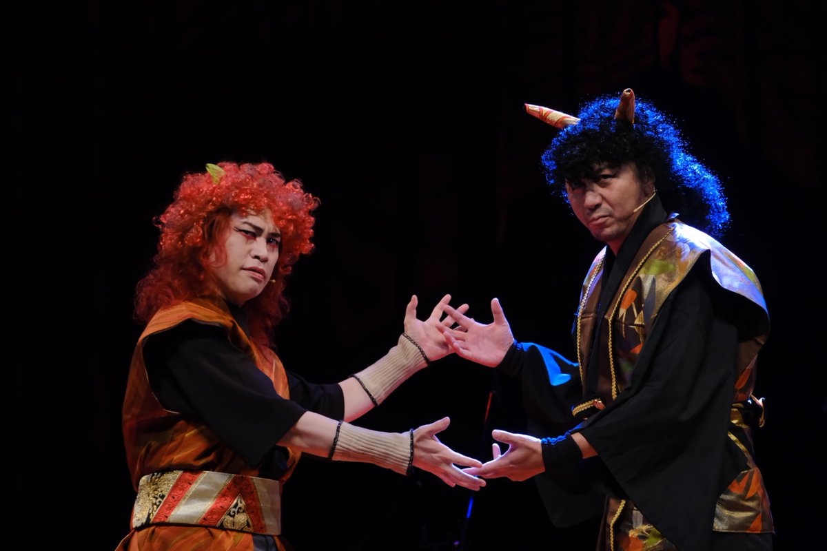 office_8_jigen's tweet photo. 鳴らして楽しむ音楽劇「＃ももたろう」 

中高生メイン公演ご来場ありがとうございました🍑
千秋楽はプロ公演と中高生メイン公演2本立て！
ご来場心よりお待ちしております。

8/11（火）
11:00〜（プロ公演）／15:00〜（中高生メイン公演）
🎫当日券あります✨

・開演30分前より当日券販売、受付開始、客席開場。
・開演から約20分、楽器作りワークショップを開催いたします🥁