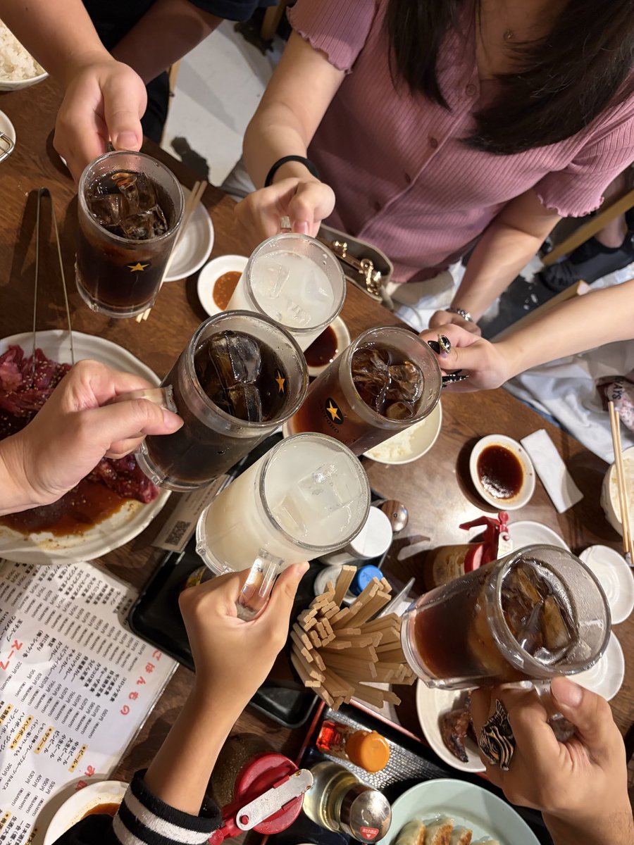 PUBGxxLwxx's tweet photo. 昨日は近くに用事があったので急遽みんなでご飯🍖
やっと行けてよかった😁
@LWtensi 
@tontoro01411129 
@sino_sino4423 
@tapachann https://t.co/SZKuGB8lr1