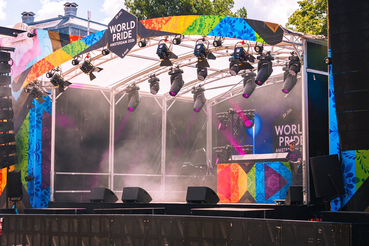 nomadictwink99's tweet photo. World pride flicks from Amsterdam! https://t.co/W6fMBe8rHc