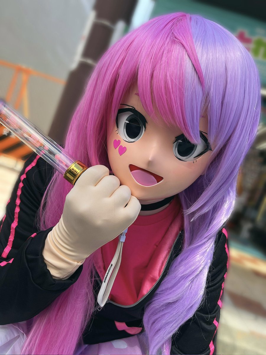 Meguuu0301's tweet photo. #コンパスコスプレ
⚠️着ぐるみ注意⚠️

最近になってコンパスの着ぐるみも増えてきてくれてモチベが上がってきたので…

大阪で変身願望があってメグメグ に変身してみたいコンパス民よ！

一式貸すから変身してみないか！！
男女問いません！！

興味だけでもぜひ持って欲しい！てか友達が欲しい！😭 https://t.co/2wdgzJ1Wmd
