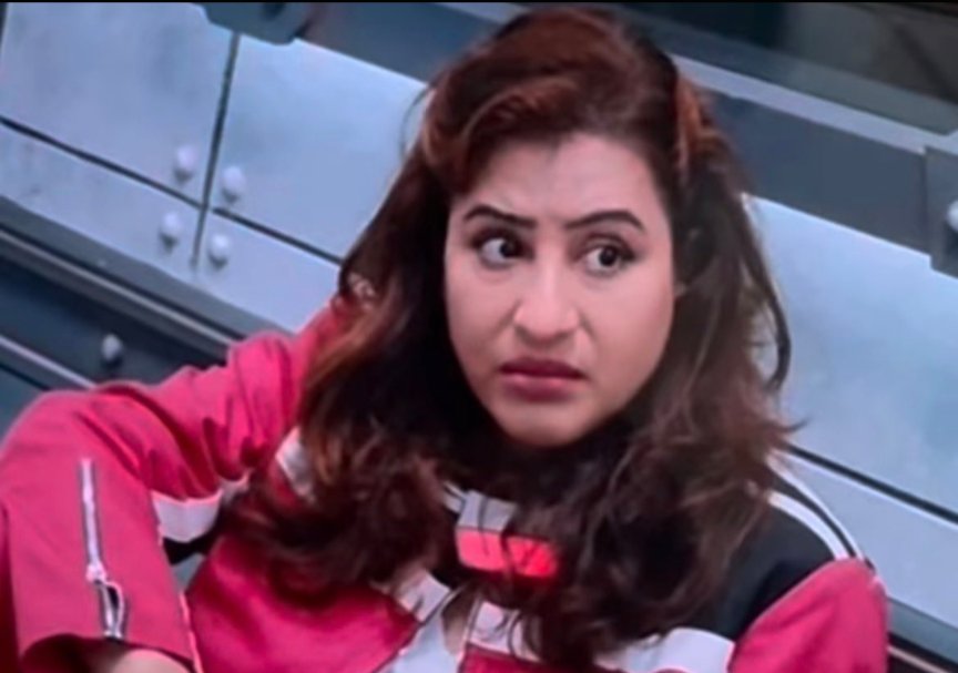 _ssupsanye's tweet photo. Me reacting to the delusional takes saying Bano was pointless and Sarbuland never cared about her:
#zanjeerain https://t.co/ho5M4zQIva