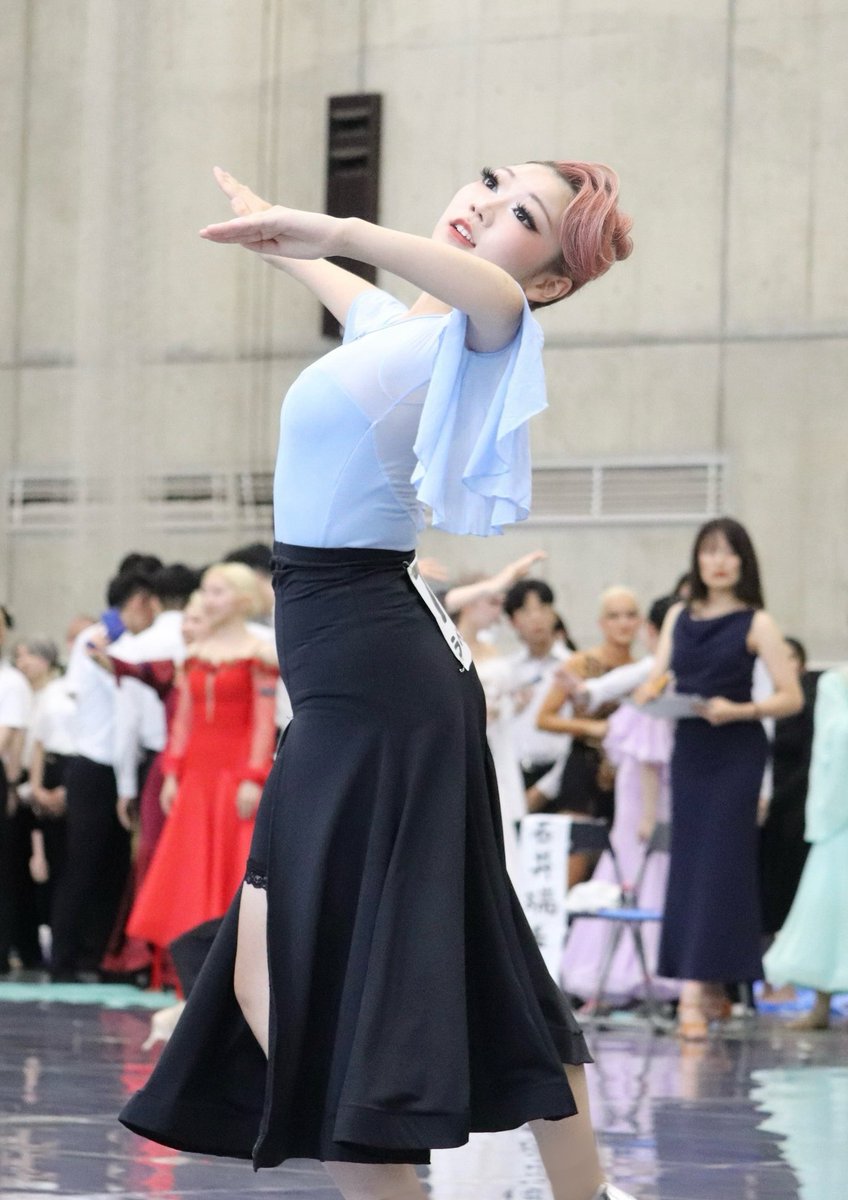 Hinaa_dance's tweet photo. #シャドーリーダー募集 

【名前】長谷川ひなた
【身長】 158cm(＋7cm)
【所属】 立教舞研2年St専攻
【練習場所】 池袋、十条、その他関東

学連・アマ問わずどの大会でも勝つことを目標にしていきたいです。競技ダンスが好きです。ぜひ一度踊り合わせよろしくお願いします！ https://t.co/UmBk1ooRt6