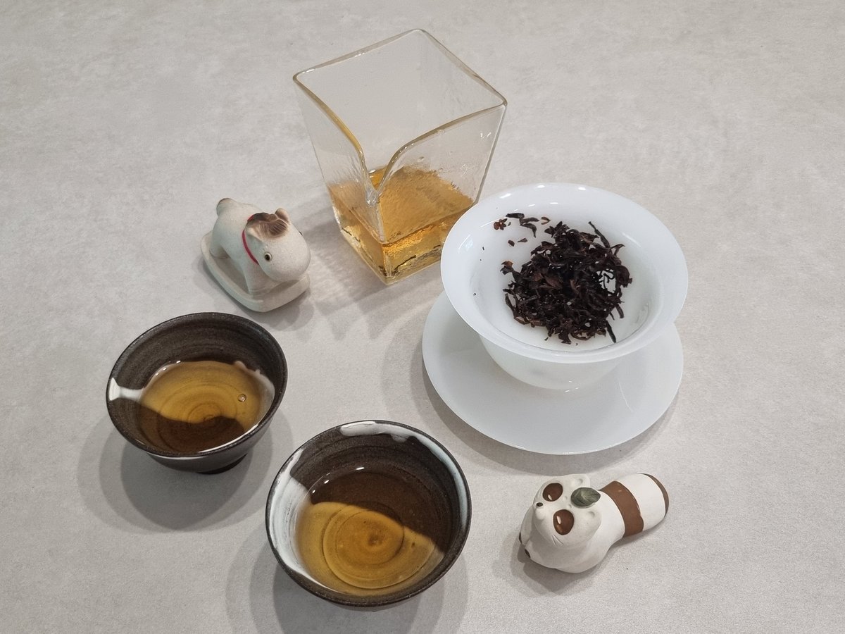 Parfum_Nomad's tweet photo. 오늘의 차
리쉬티-동방홍

오늘의 동방홍은 담백하고 약간 달큰한 맛 https://t.co/J2kdundaQa