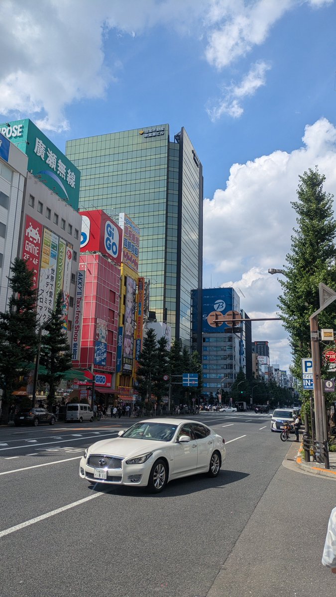 kumaring95's tweet photo. 秋葉原 https://t.co/47MLQeuTrV