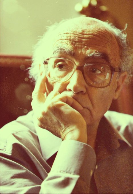 sivriikalemler's tweet photo. Saygı görmek istiyorsan, samimiyet kurma.  Saramago https://t.co/7zZogOVrK9