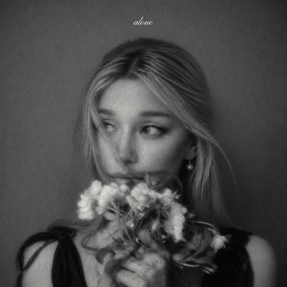 LKRArchives's tweet photo. Sable begins a new era with a single titled “Alone.”

.
.
.

Out August 14th

.
.
.

I need a sugar daddy https://t.co/KU7qMFA9wV