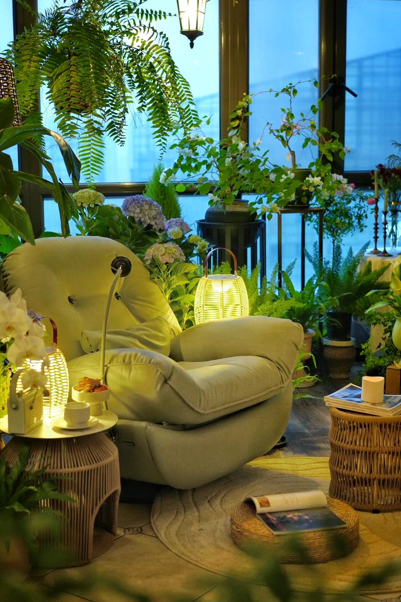 abrahambb24's tweet photo. My small balcony is now my go-to morning spot: fresh herbs on the shelf, sunlight streaming in, and no more rushing to a café for coffee. Small moves = big joy!， https://t.co/As52E3zQQV